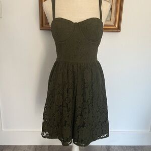 NWOT Abercrombie and Fitch Olive Lace Corset Dress Size Small Tall